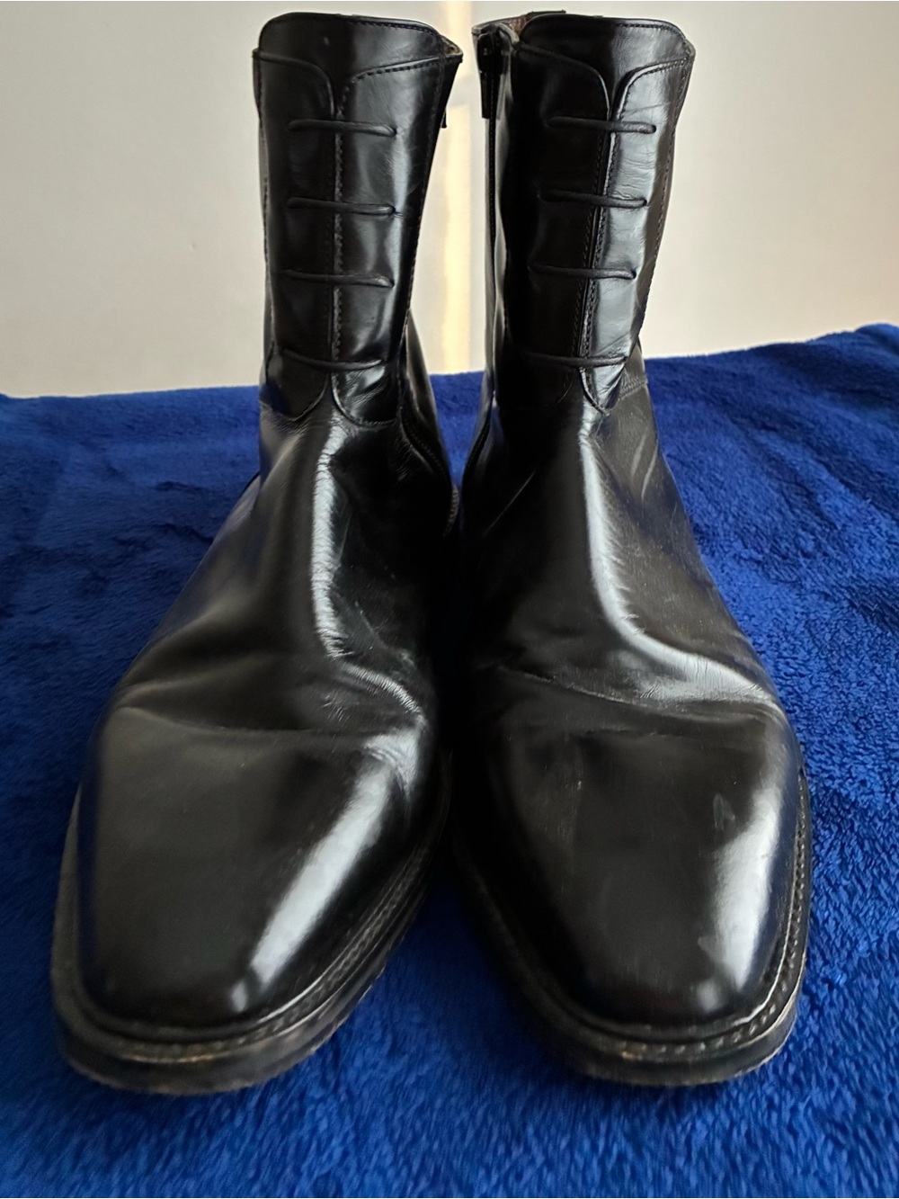Vero Cuoio Black Leather Zip Boots